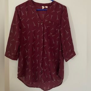 Brand new bongo without tag Eiffel Tower three-quarter length blouse, button up.